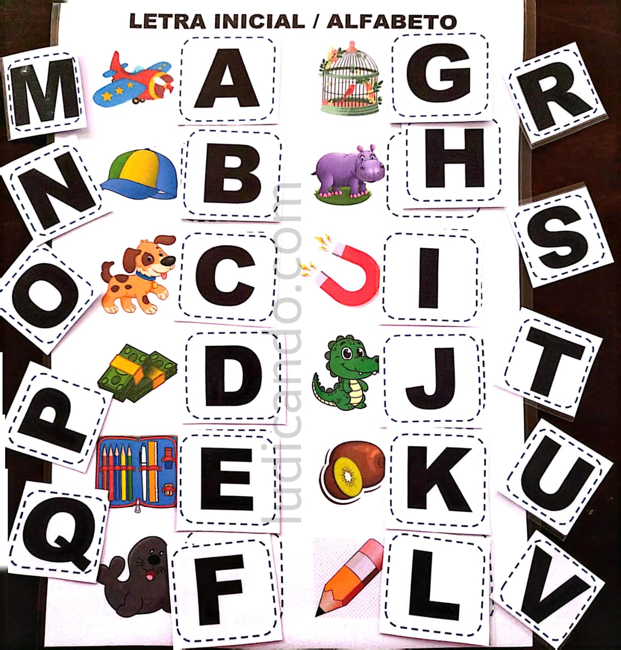 Brincando com o Alfabeto: Jogo da Letra Inicial de A a Z